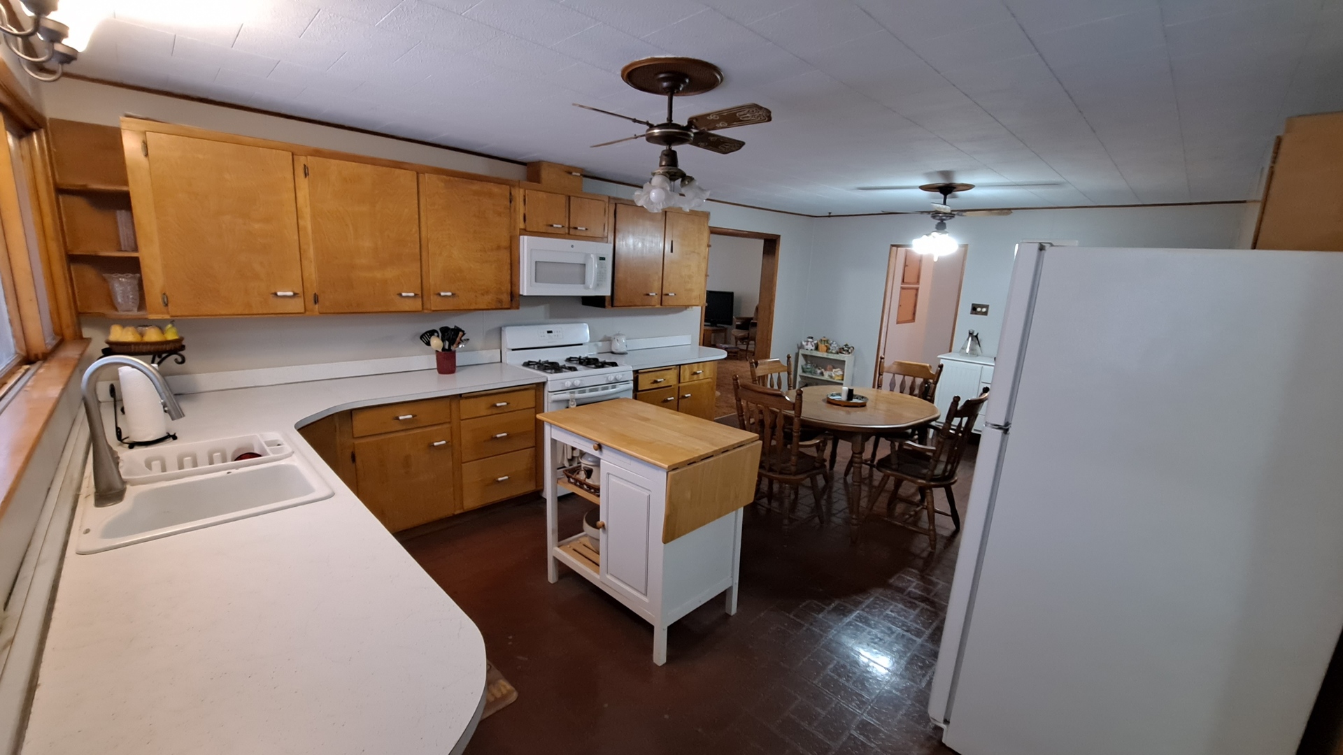 2585 East 450th Road Oglesby, IL 61348 - Photo 11 of 31