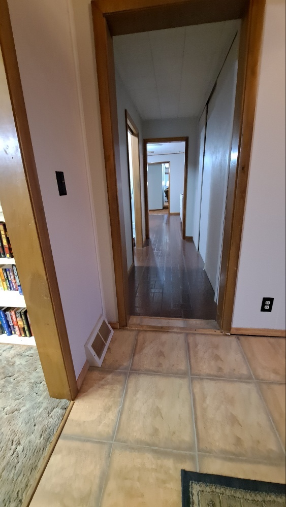 2585 East 450th Road Oglesby, IL 61348 - Photo 9 of 31