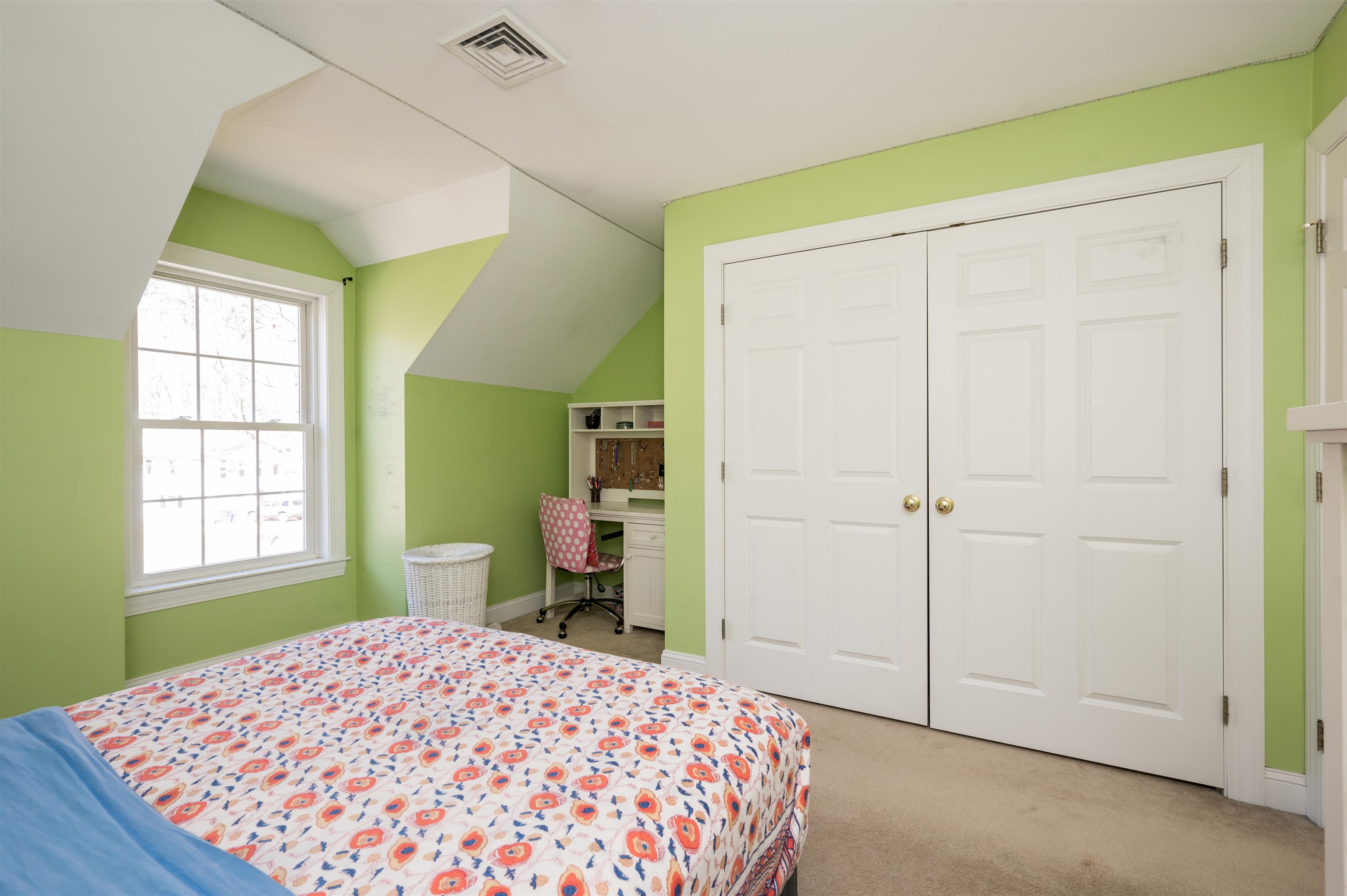 54 Edgewood Road Durham, NH 03824 - Photo 26 of 40