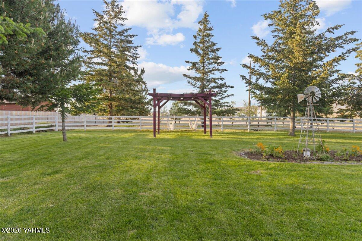 120 West Huntzinger Road Selah, WA 98942 - Photo 29 of 43 14-IMGL1074