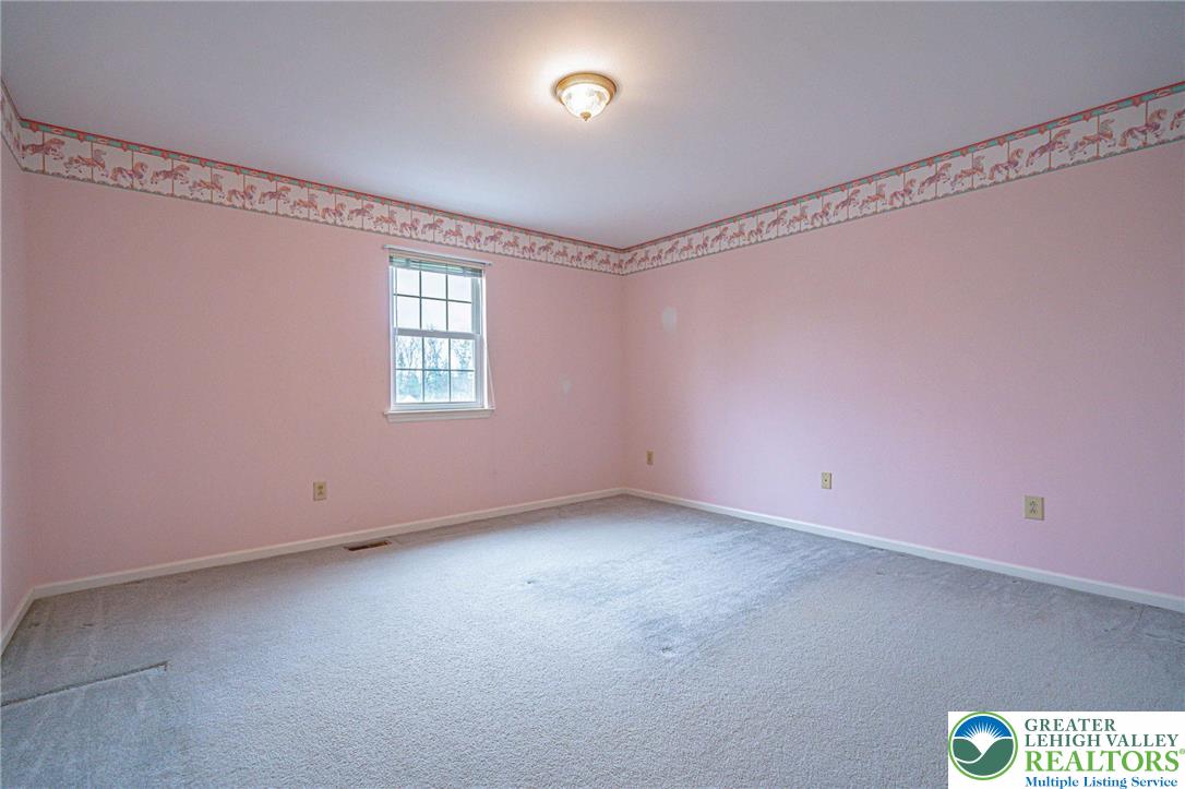 40 Elk Court Reading, PA 19606 - Photo 36 of 46 a view of an empty room with a window