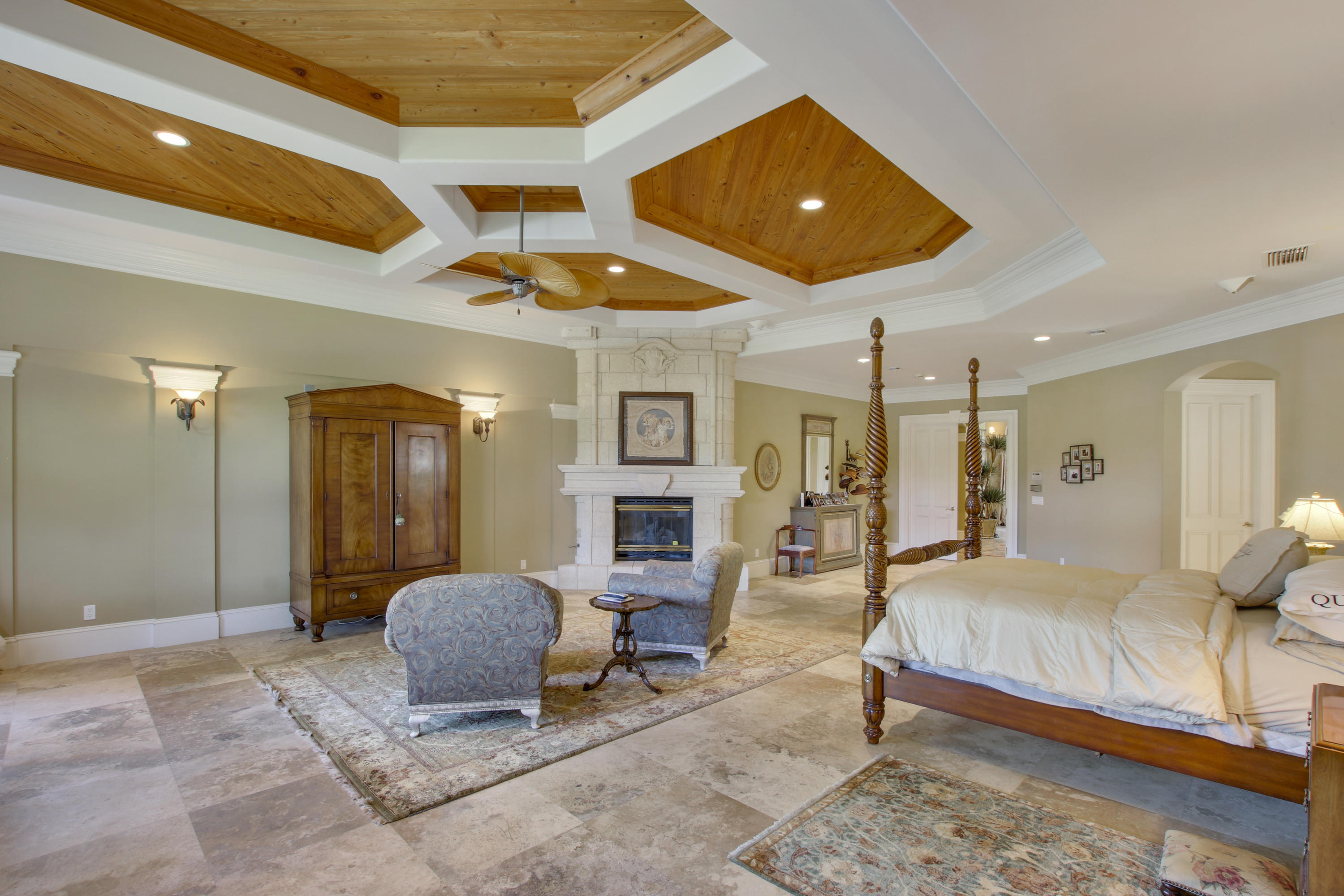 18803 Southeast Ranch Lane Jupiter, FL 33478 - Photo 13 of 29 Master w/ Fireplace