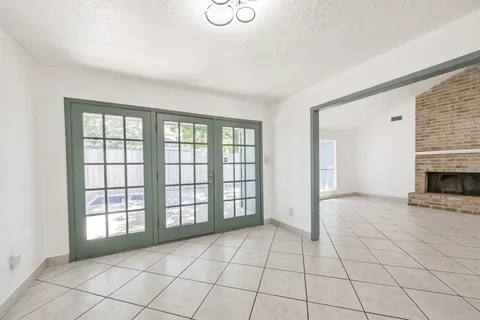 $350,000 | 2207 Crystal Hills Drive, Houston, TX 77077