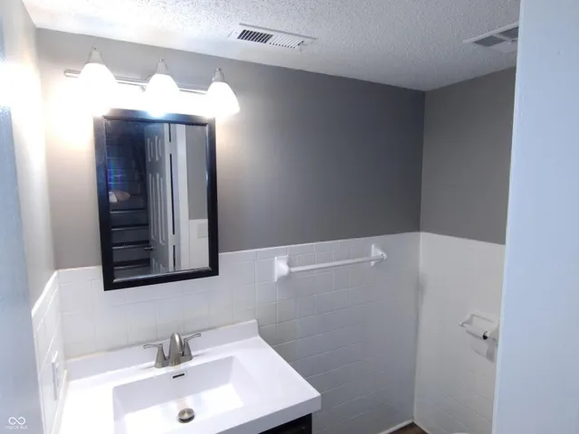 $1,095 | 2866 Punto Alto Court, Indianapolis, IN 46227