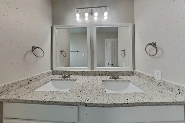 $2,440 | 4223 Shady Village Court, Missouri City, TX 77459