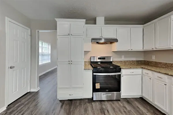 $2,440 | 4223 Shady Village Court, Missouri City, TX 77459