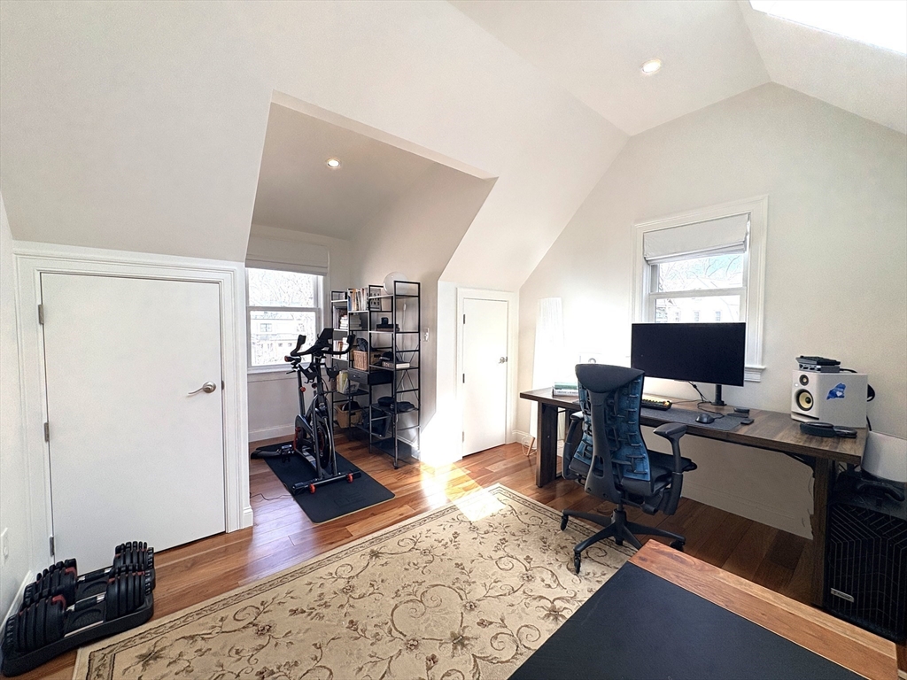 32 Salisbury Road, Unit 32 Newton, MA 02458 - Photo 15 of 32