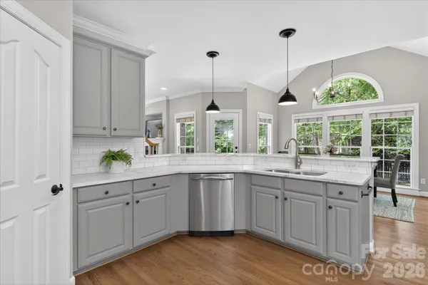 $1,100,000 | 8700 Edgewater Court, Waxhaw, NC 28173