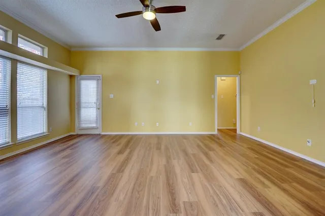 $1,700 | 1824 Dorchester Street, Fort Worth, TX 76134