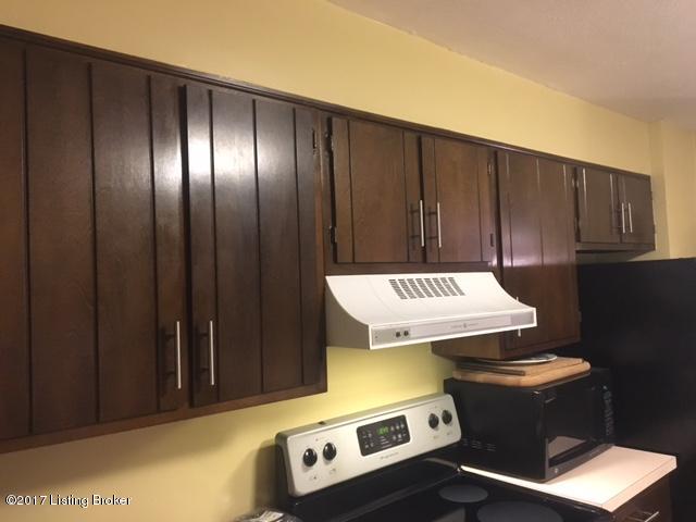 8707 Old Bates Road Louisville, KY 40228 - Photo 21 of 33 IMG_5488