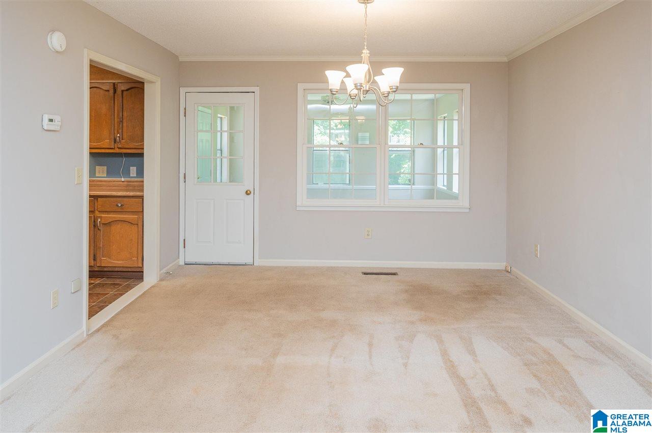 906 6th Avenue Northwest Alabaster, AL 35007 - Photo 12 of 50