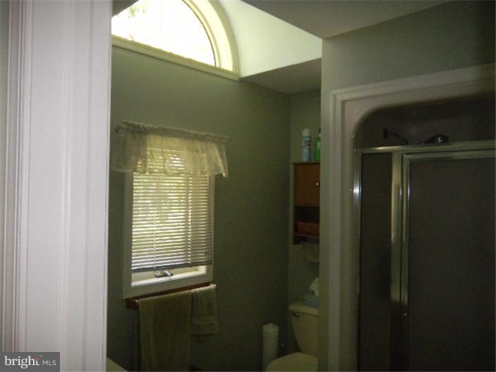 22 West Greenhill Road Broomall, PA 19008 - Photo 18 of 22 Master Bathroom