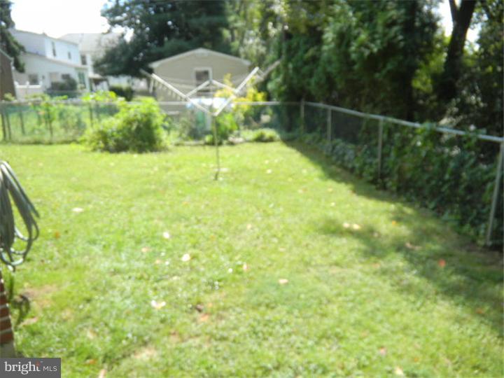 22 West Greenhill Road Broomall, PA 19008 - Photo 19 of 22 Back Yard