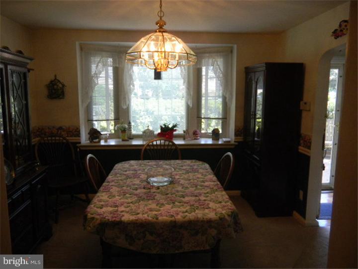 22 West Greenhill Road Broomall, PA 19008 - Photo 4 of 22 Dining Room