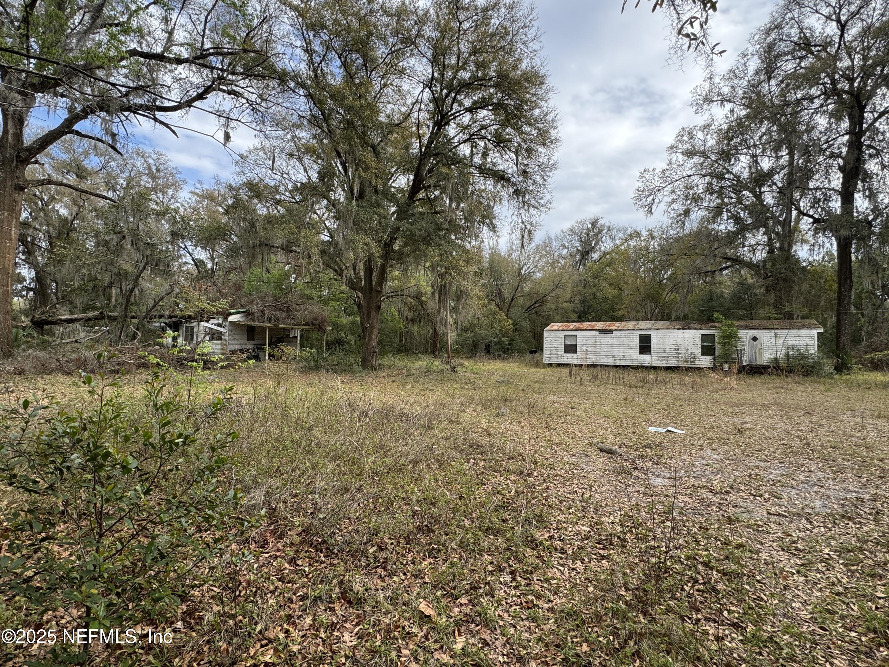 111 Roddy Road Palatka, FL 32177 - Photo 1 of 19 Front