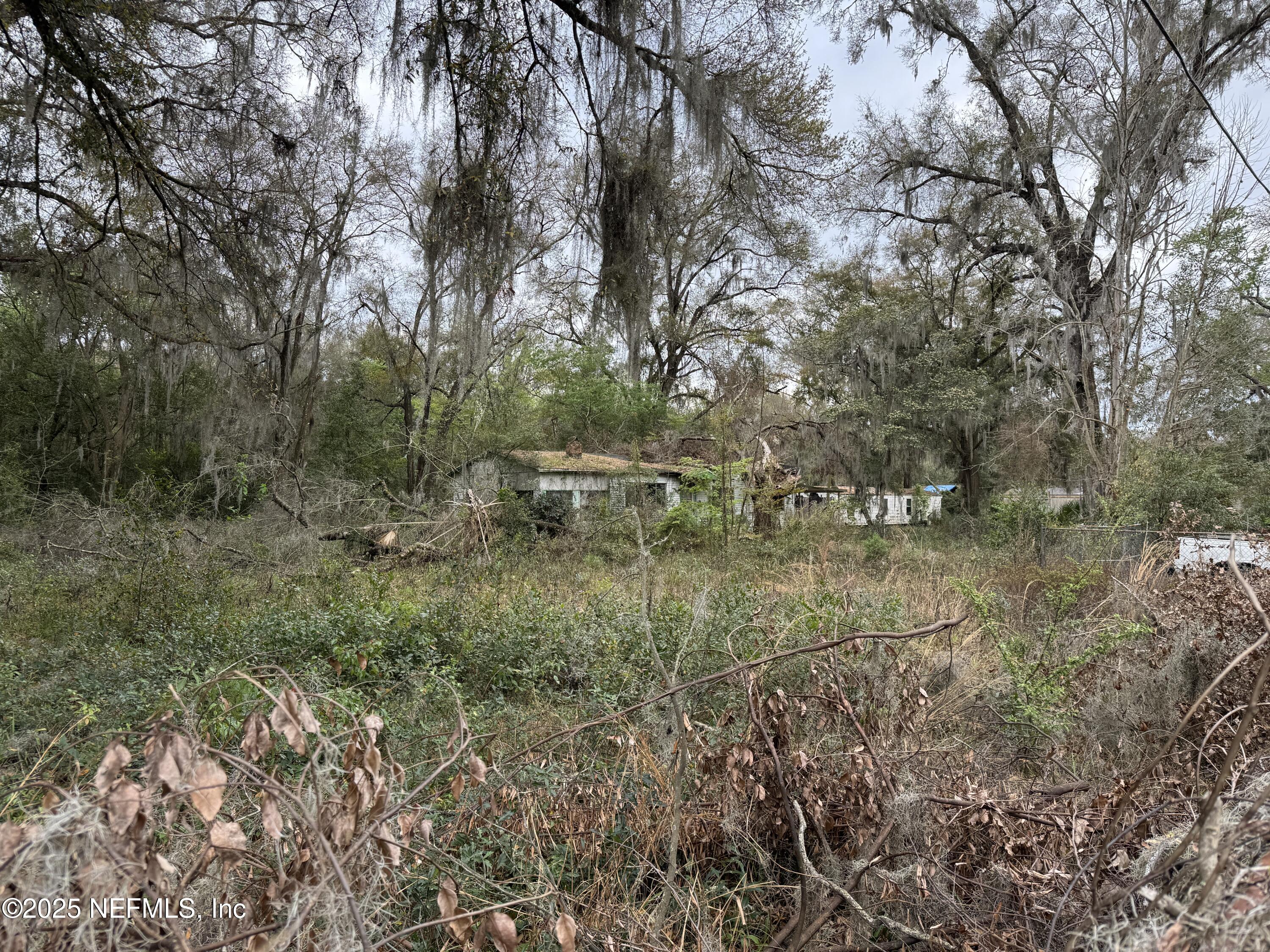 111 Roddy Road Palatka, FL 32177 - Photo 12 of 19 IMG_8407