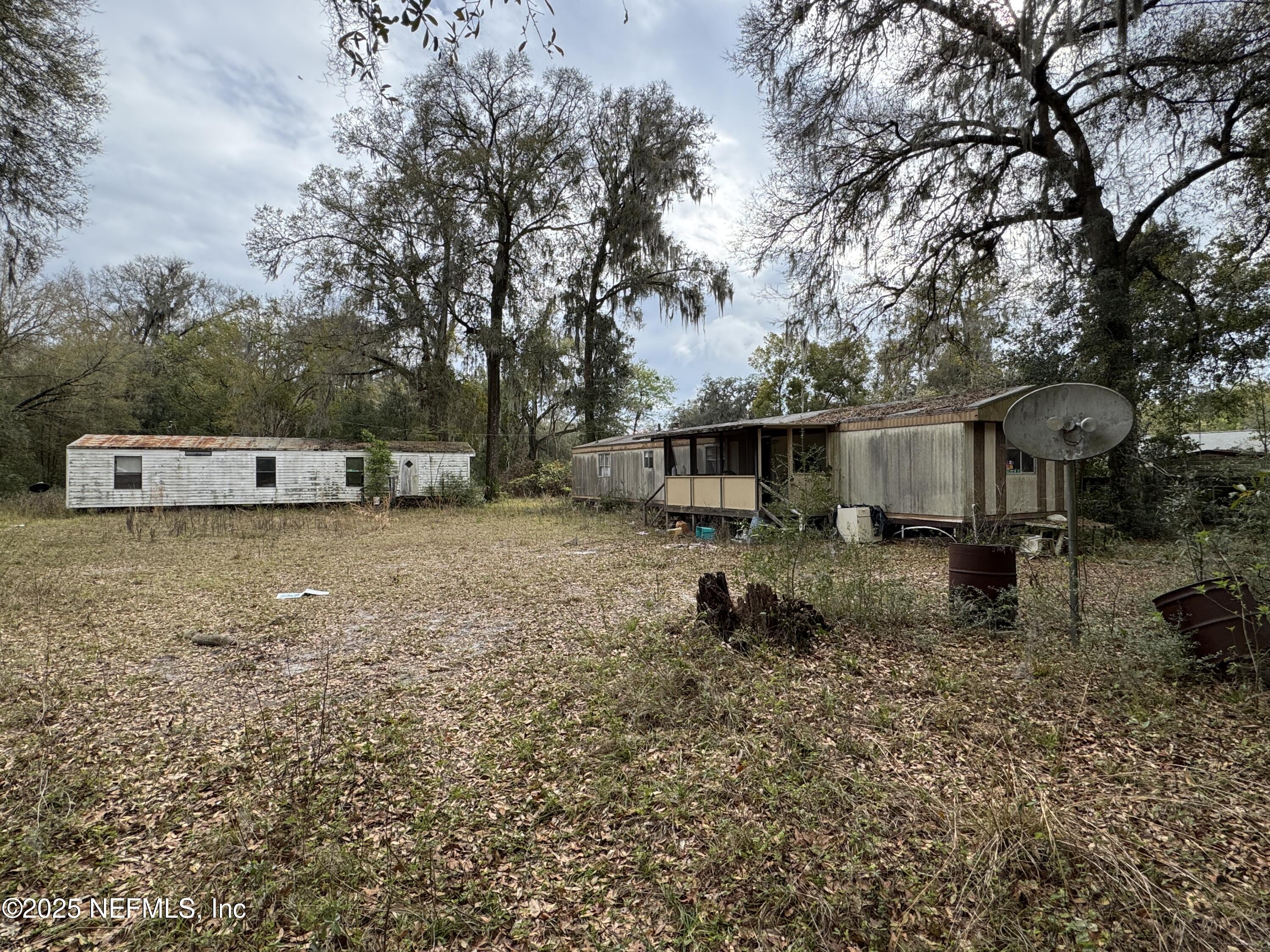 111 Roddy Road Palatka, FL 32177 - Photo 4 of 19 IMG_8379