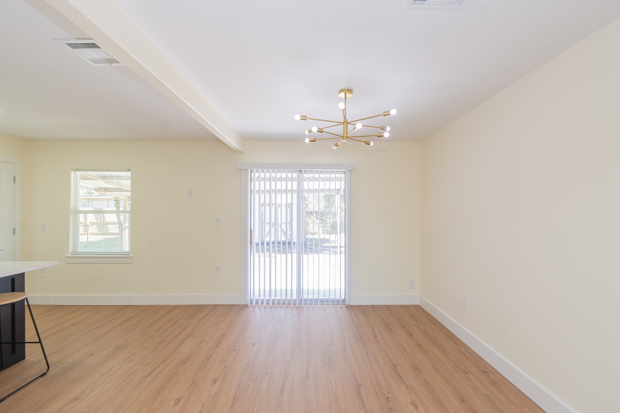 903 Mobile Drive Pasadena, TX 77506 - Photo 12 of 24