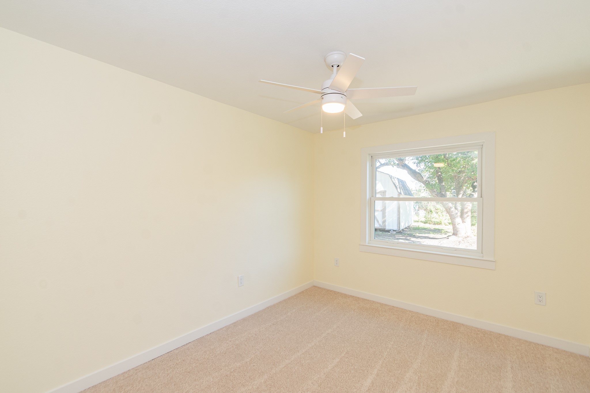 903 Mobile Drive Pasadena, TX 77506 - Photo 13 of 24