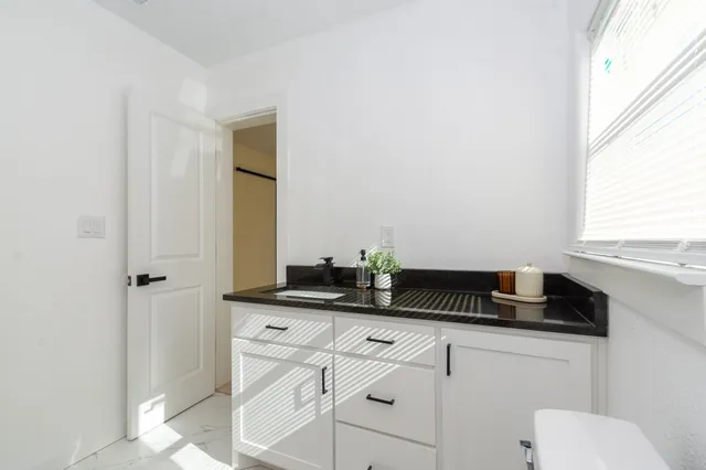 $230,000 | 903 Mobile Drive, Pasadena, TX 77506