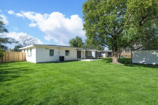 $230,000 | 903 Mobile Drive, Pasadena, TX 77506