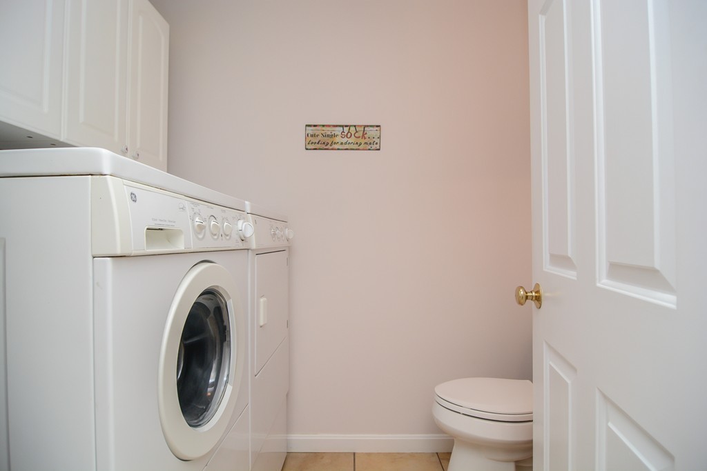 188 Beach Road, Unit 4 Salisbury, MA 01952 - Photo 10 of 42 Gallery Image 10