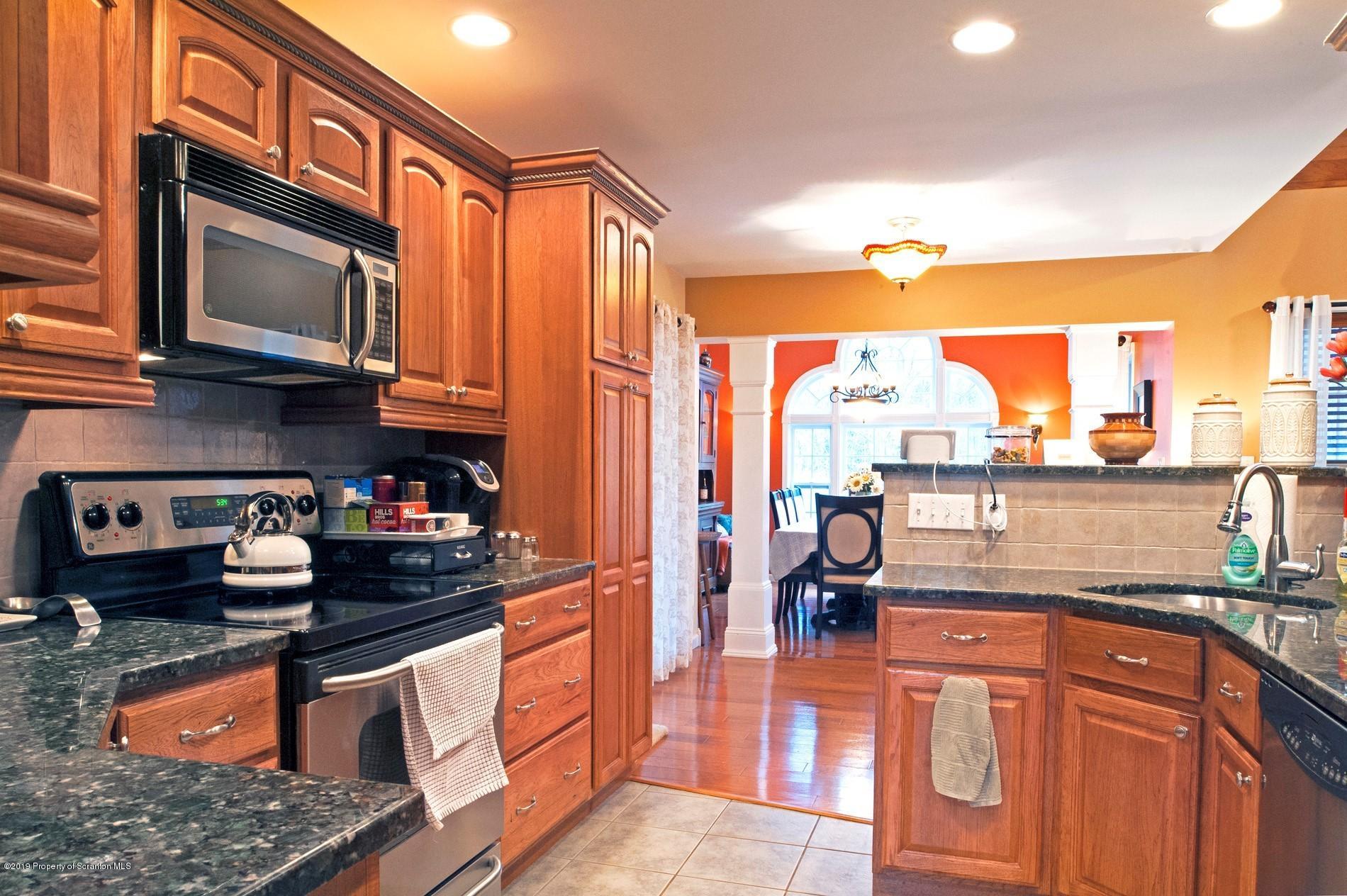 1261 Griffin Road Moscow, PA 18444 - Photo 13 of 49