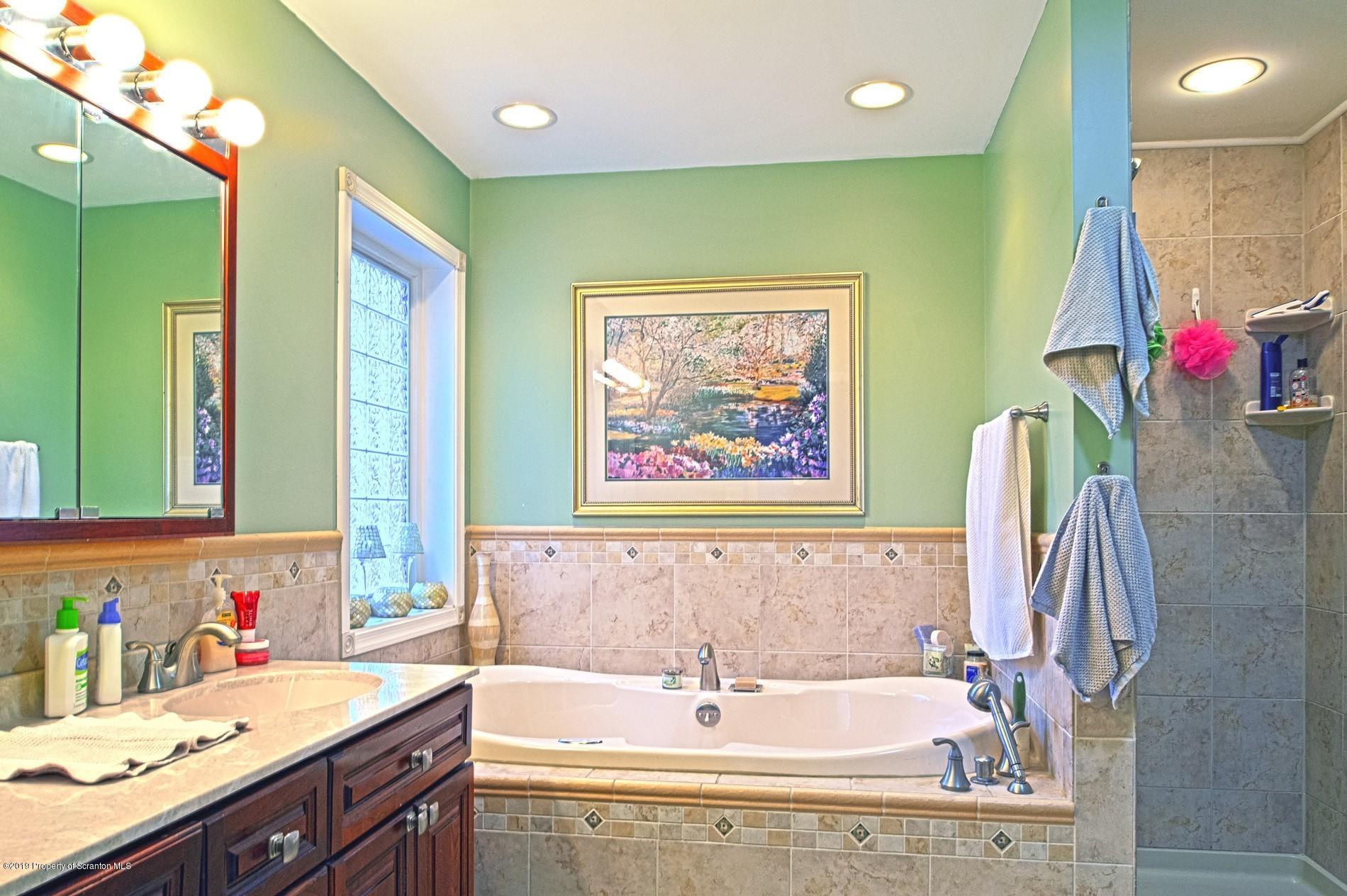 1261 Griffin Road Moscow, PA 18444 - Photo 25 of 49