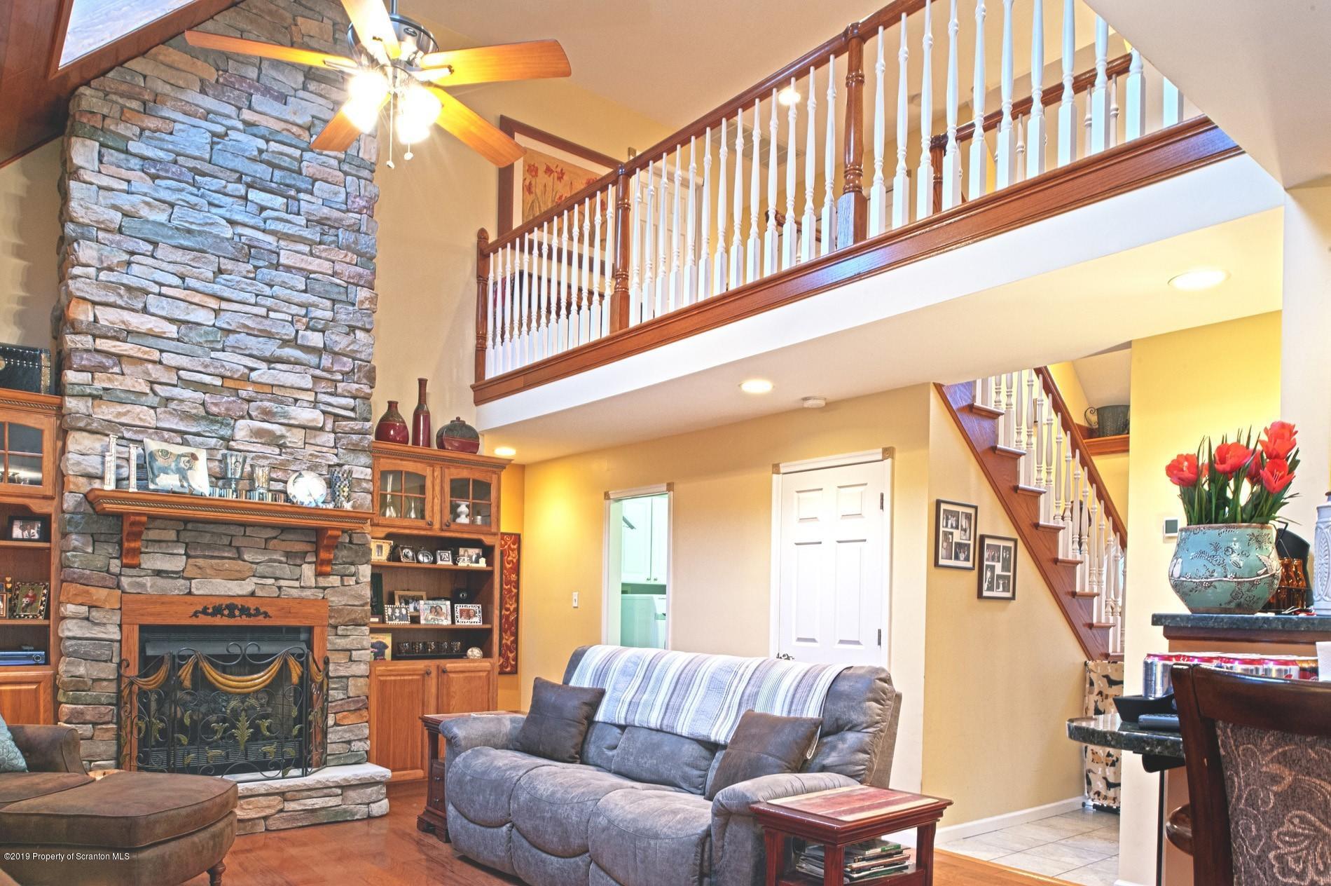 1261 Griffin Road Moscow, PA 18444 - Photo 9 of 49