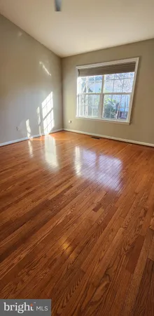 $3,300 | 223 Wintergull Lane, Annapolis, MD 21409
