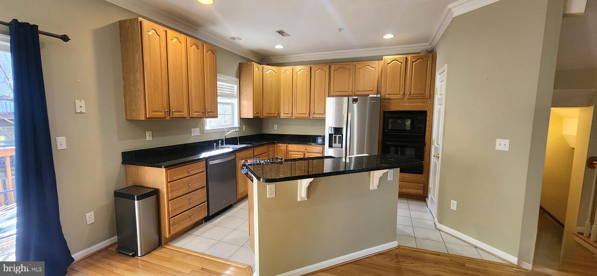 223 Wintergull Lane Annapolis, MD 21409 - Photo 2 of 35