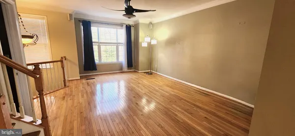 $3,300 | 223 Wintergull Lane, Annapolis, MD 21409