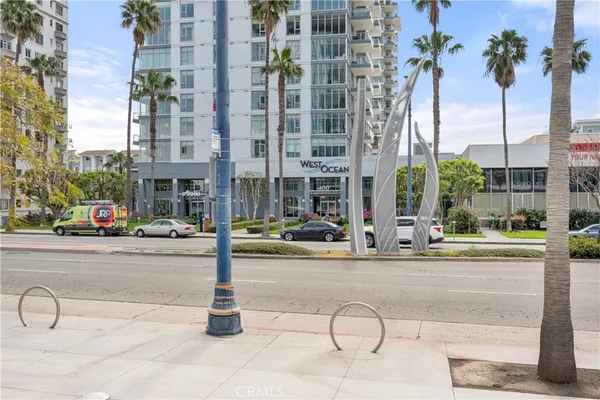 $3,900 | 400 West Ocean Boulevard, Unit 604, Long Beach, CA 90802