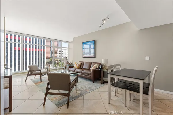 $3,900 | 400 West Ocean Boulevard, Unit 604, Long Beach, CA 90802