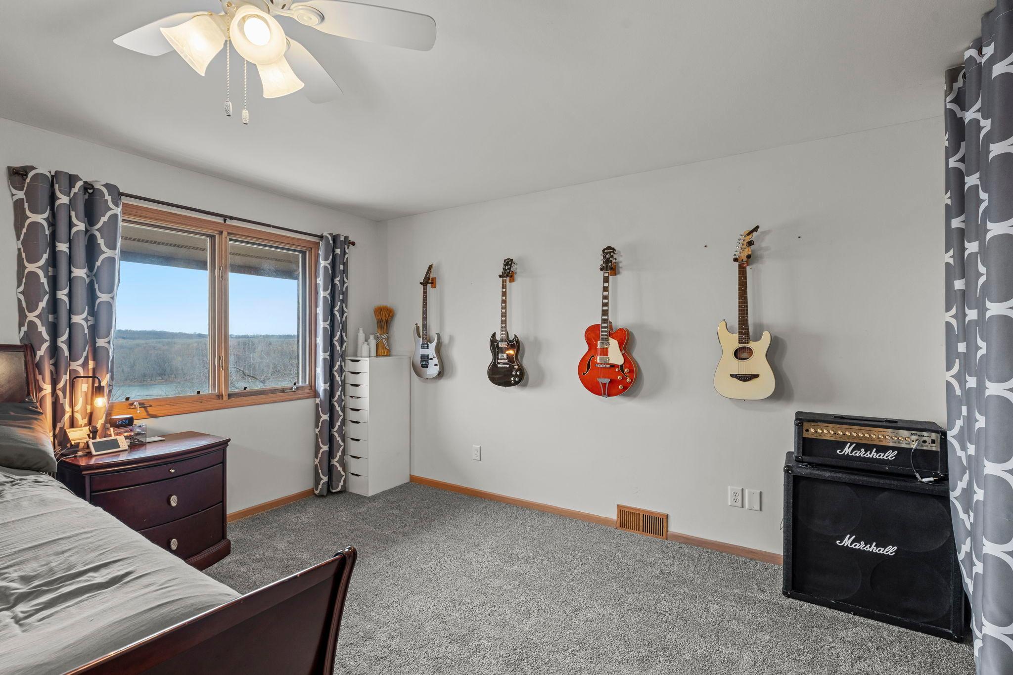 587 Locust Street South Prescott, WI 54021 - Photo 22 of 43