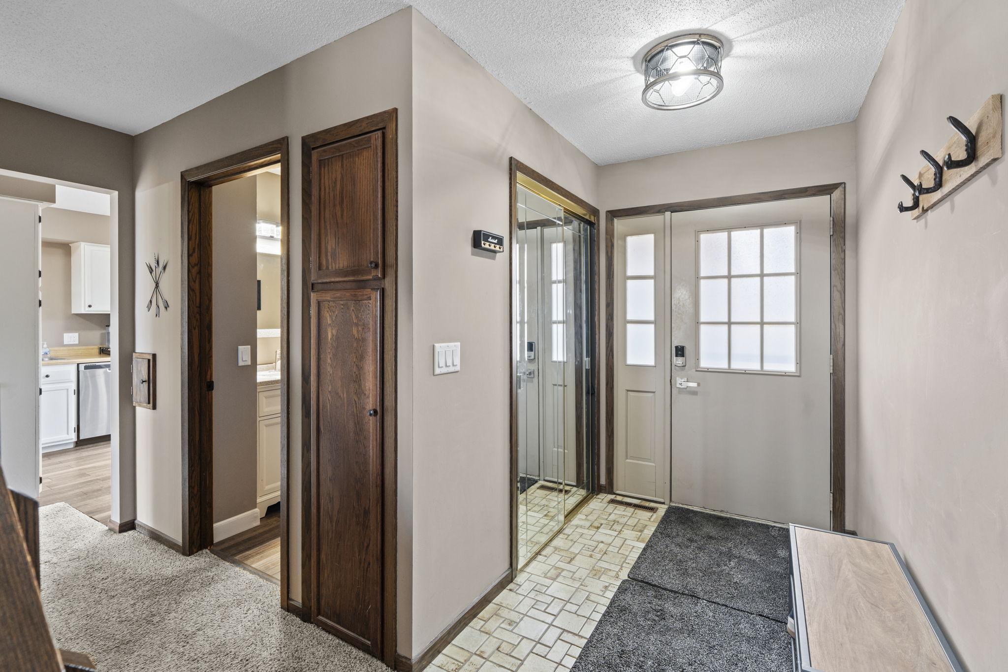 587 Locust Street South Prescott, WI 54021 - Photo 7 of 43