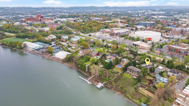 $2,250,000 | 611 Battery Place, Chattanooga, TN 37403