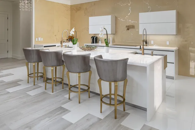 $2,250,000 | 611 Battery Place, Chattanooga, TN 37403