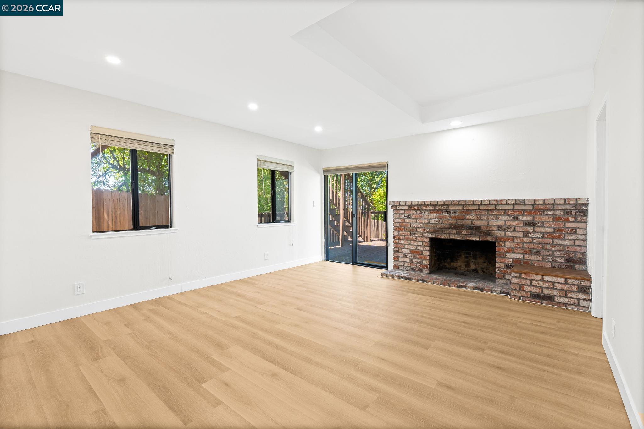 2542 Mockingbird Hill Road Walnut Creek, CA 94597 - Photo 10 of 19