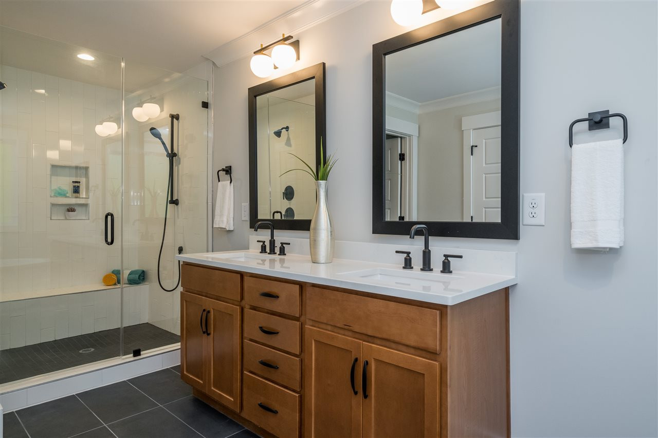 3817 Wingate Drive Raleigh, NC 27609 - Photo 19 of 30 Master Bath/Spa