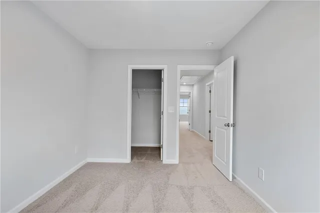 $330,960 | 516 Crown Drive, Emerson, GA 30137