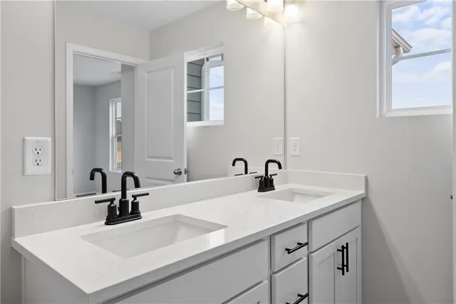 $330,960 | 516 Crown Drive, Emerson, GA 30137