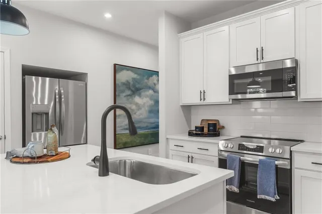 $330,960 | 516 Crown Drive, Emerson, GA 30137