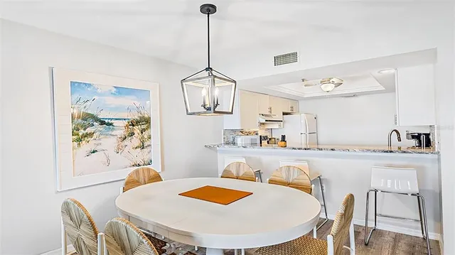 $7,000 | 1360 Siesta Bayside Drive, Unit 1360D, Sarasota, FL 34242