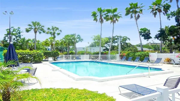$7,000 | 1360 Siesta Bayside Drive, Unit 1360D, Sarasota, FL 34242