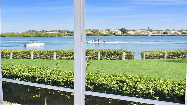 $7,000 | 1360 Siesta Bayside Drive, Unit 1360D, Sarasota, FL 34242