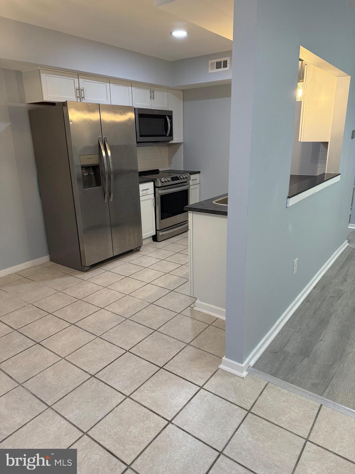 313 Gregorys Way Voorhees, NJ 08043 - Photo 5 of 24 Updated kitchen