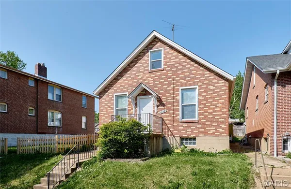 $1,400 | 4832 Goethe Avenue, St. Louis, MO 63116