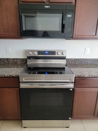 $289,990 | 2214 Seabourne Trails Road, Rosenberg, TX 77469