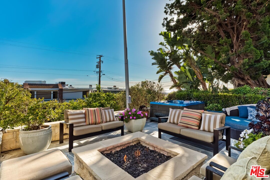 25129 Malibu Road Malibu, CA 90265 - Photo 17 of 40